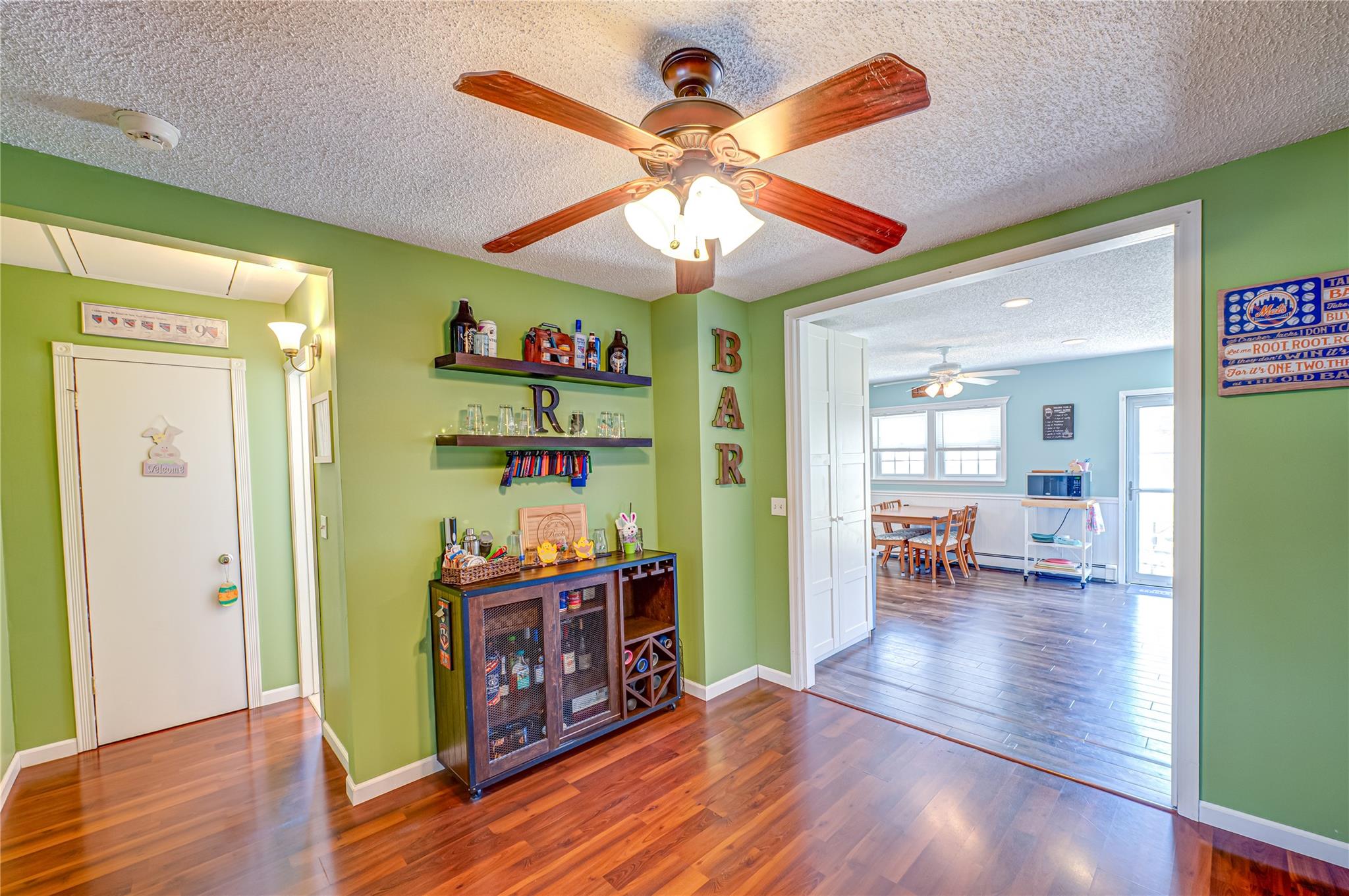 136 S Strong Avenue, Lindenhurst, New York image 12