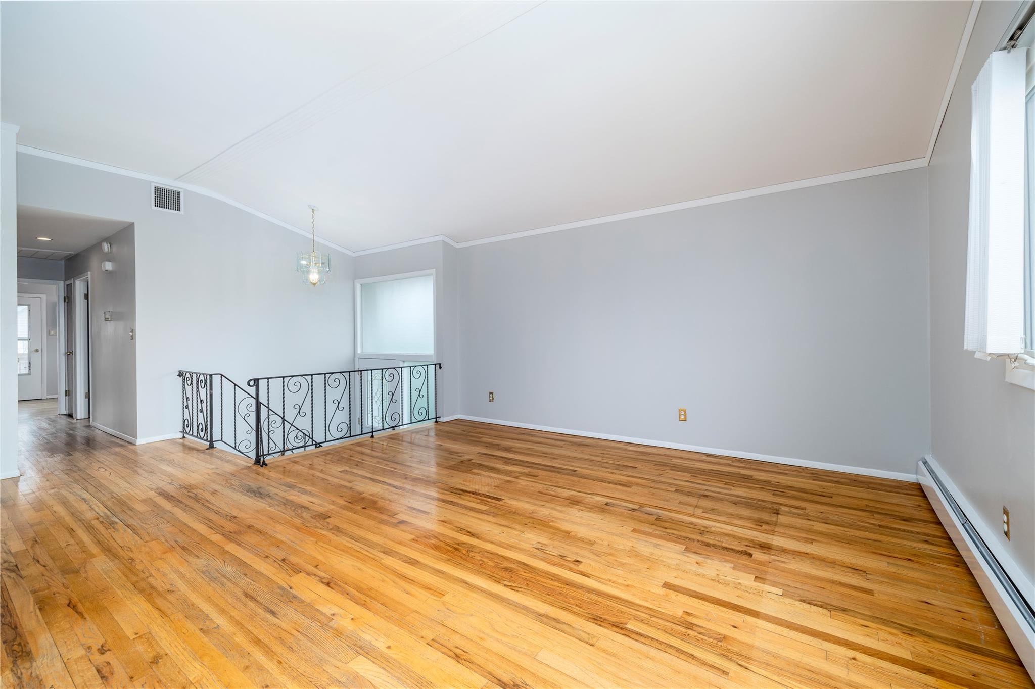 34 E Bedell Street, Freeport, New York image 45