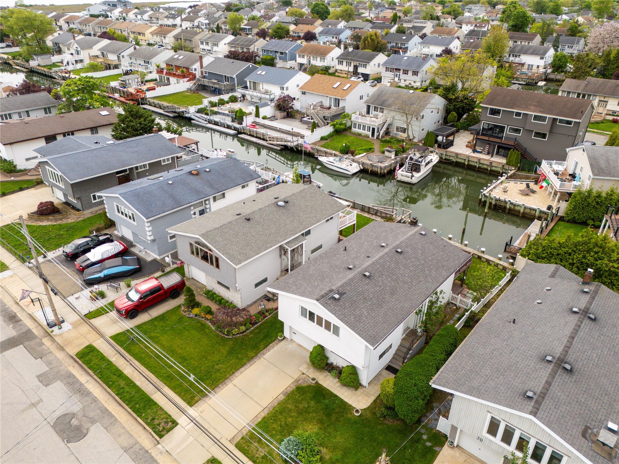 34 E Bedell Street, Freeport, New York image 36