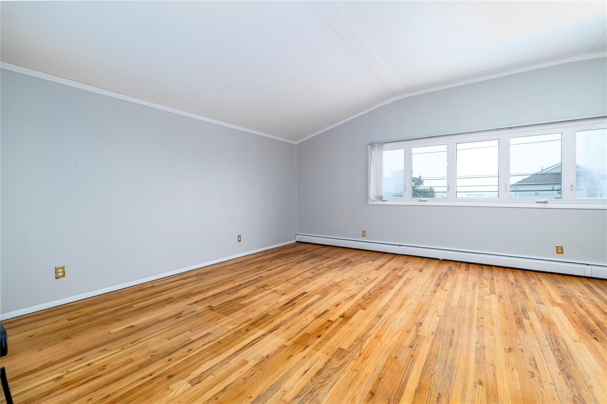 34 E Bedell Street, Freeport, New York image 48