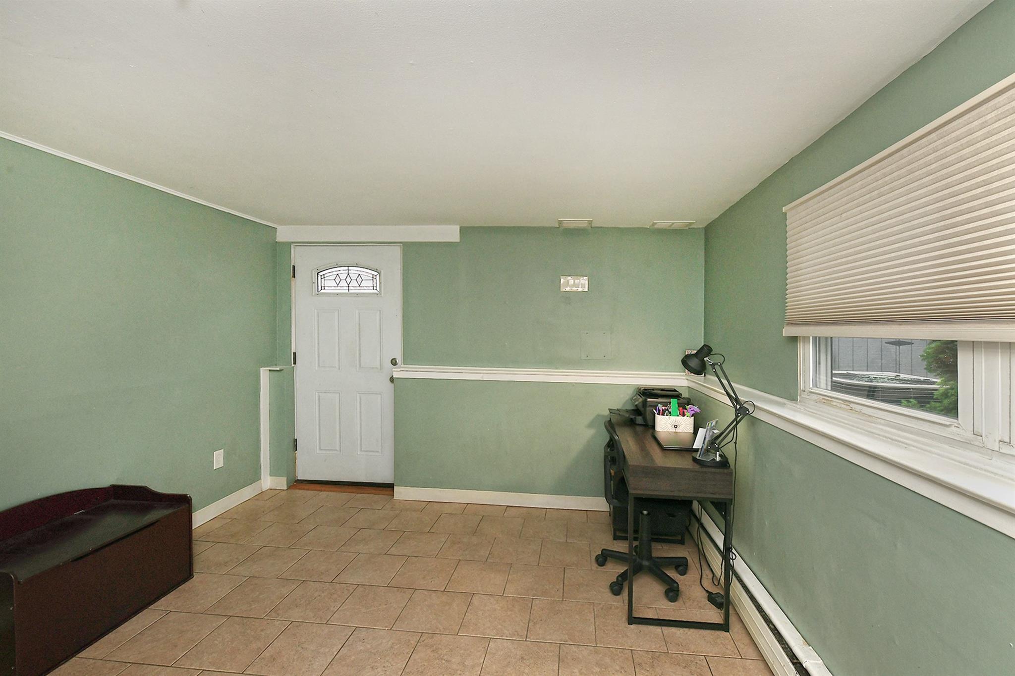 52 Santapogue Drive, Lindenhurst, New York image 12