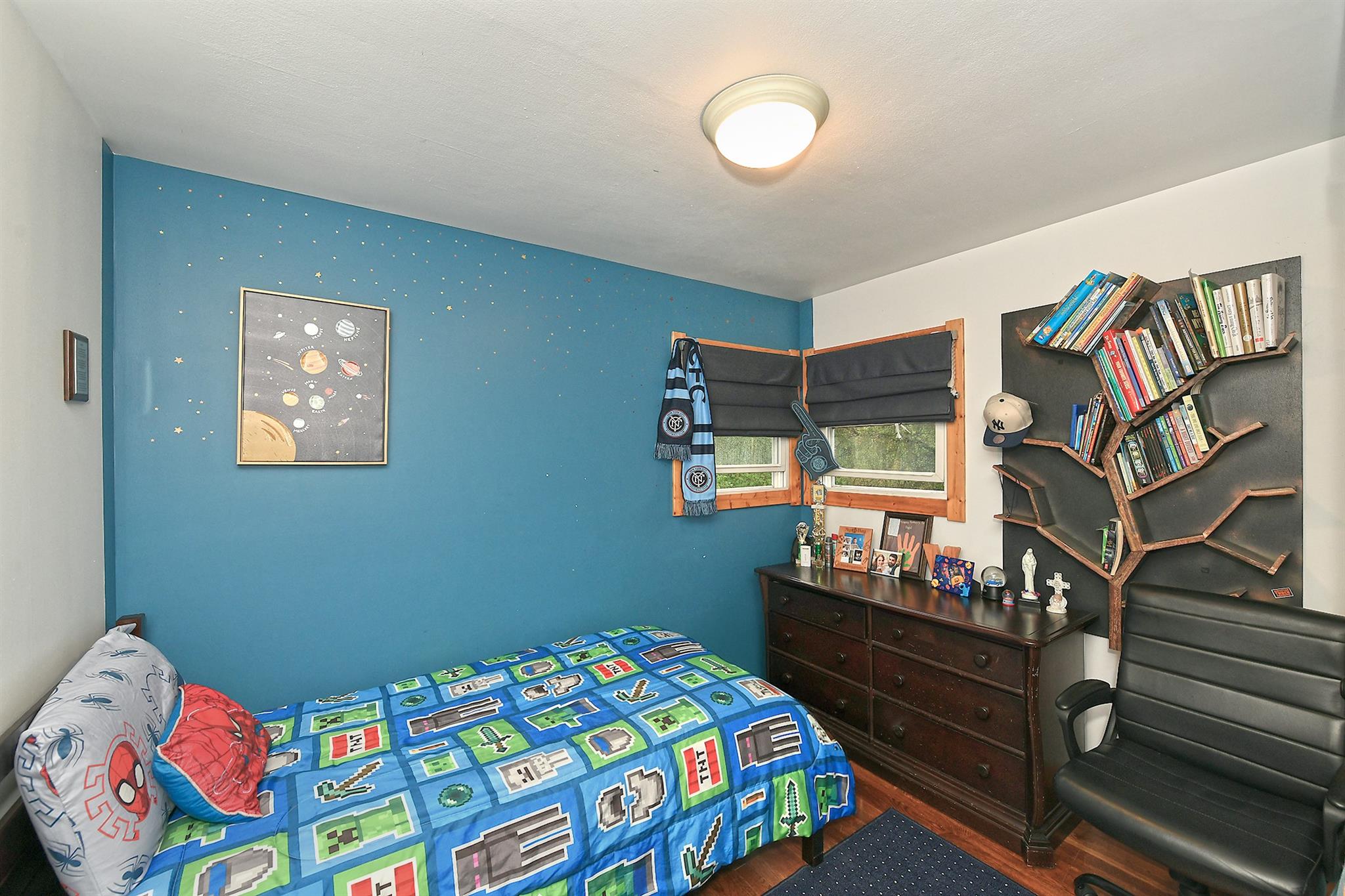 52 Santapogue Drive, Lindenhurst, New York image 7
