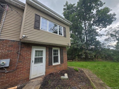Multifamily For Rent - 279 Reservoir Road #2<br/> Orange County, Goshen, NY 10924