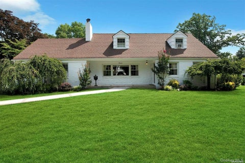 Homes For Rent - 18 Addison Lane<br/> Nassau County, Greenvale, NY 11548