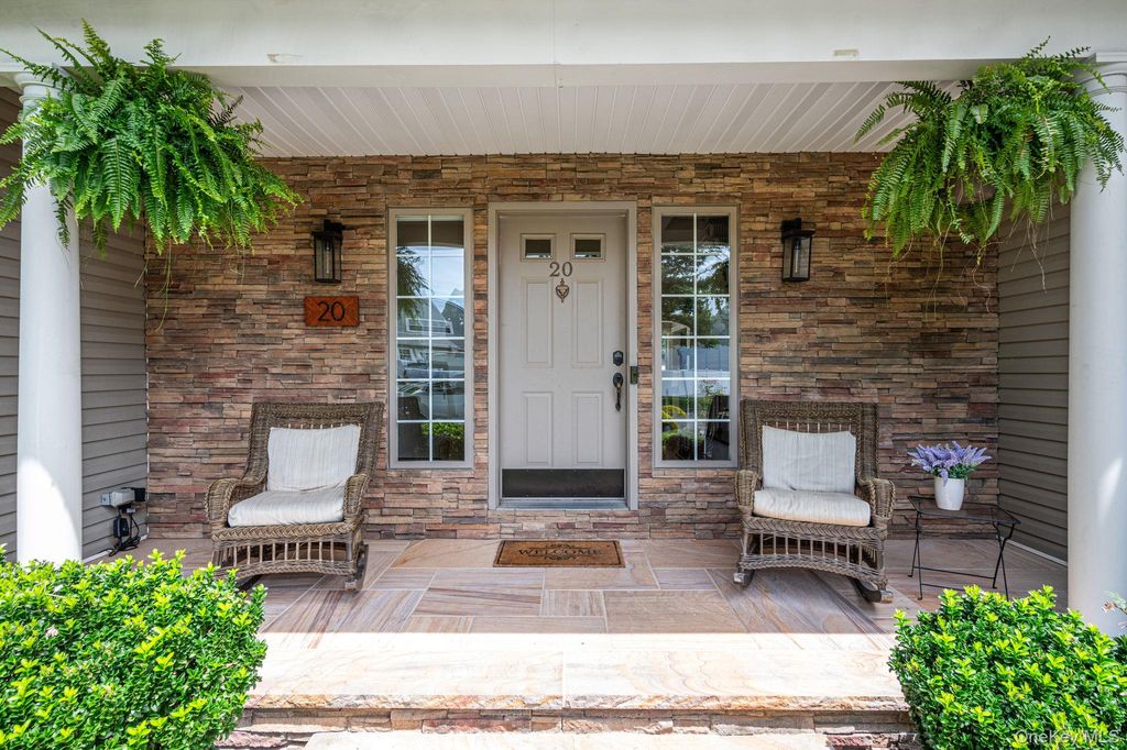 Photo of 20 Hancock Court, South Setauket, NY 11720 (MLS # 1016509)