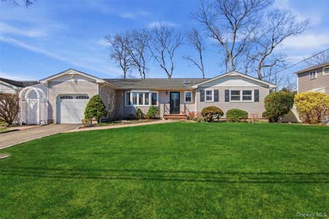 Homes For Sale - 64 Avenue D<br/> Holbrook, NY 11741