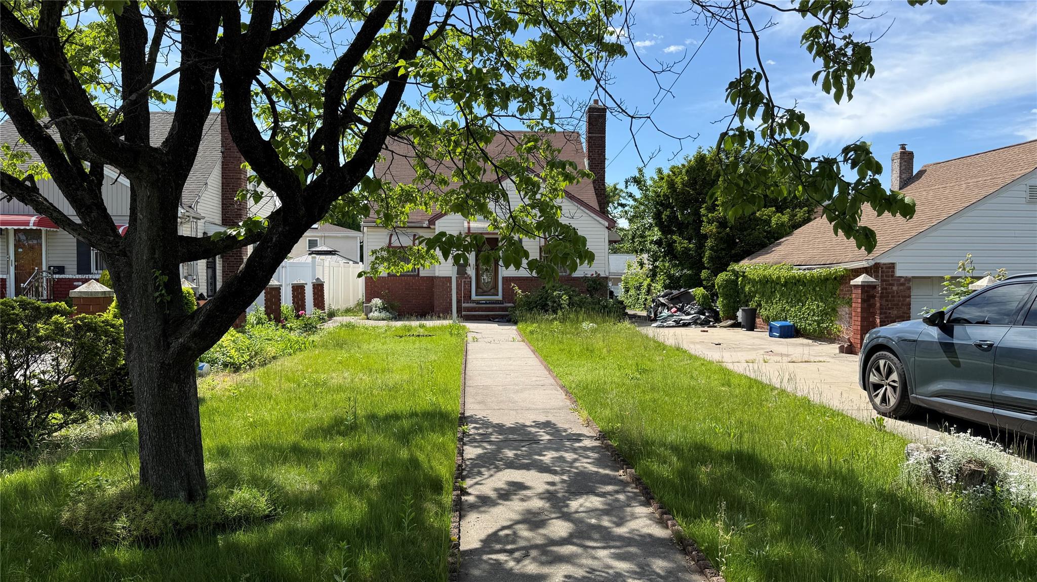 Property for Sale at Hook Creek Boulevard, Rosedale, Queens, NY - Bedrooms: 4 
Bathrooms: 2 
Rooms: 6  - $549,000