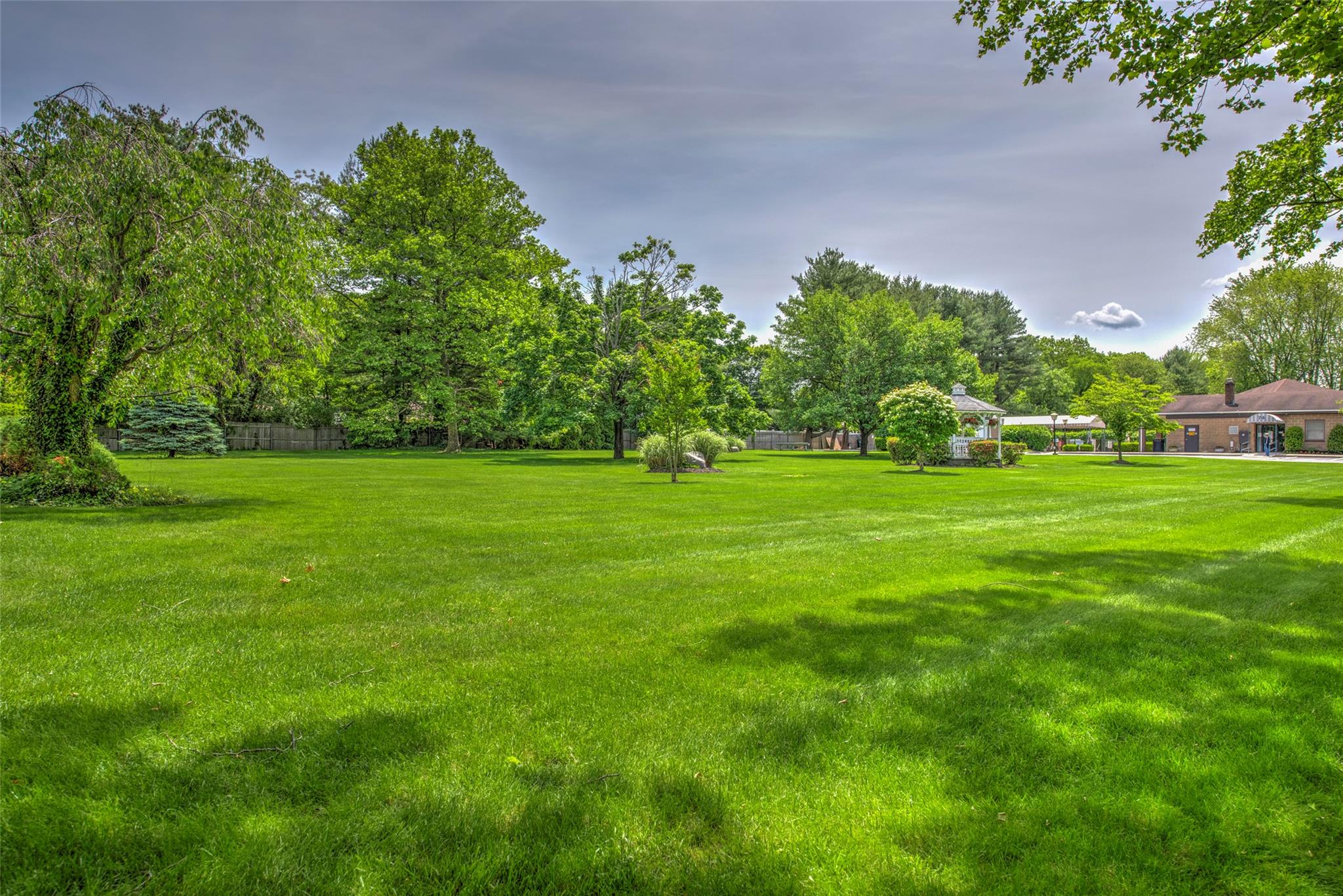95 Knolls Drive, Stony Brook, New York image 40