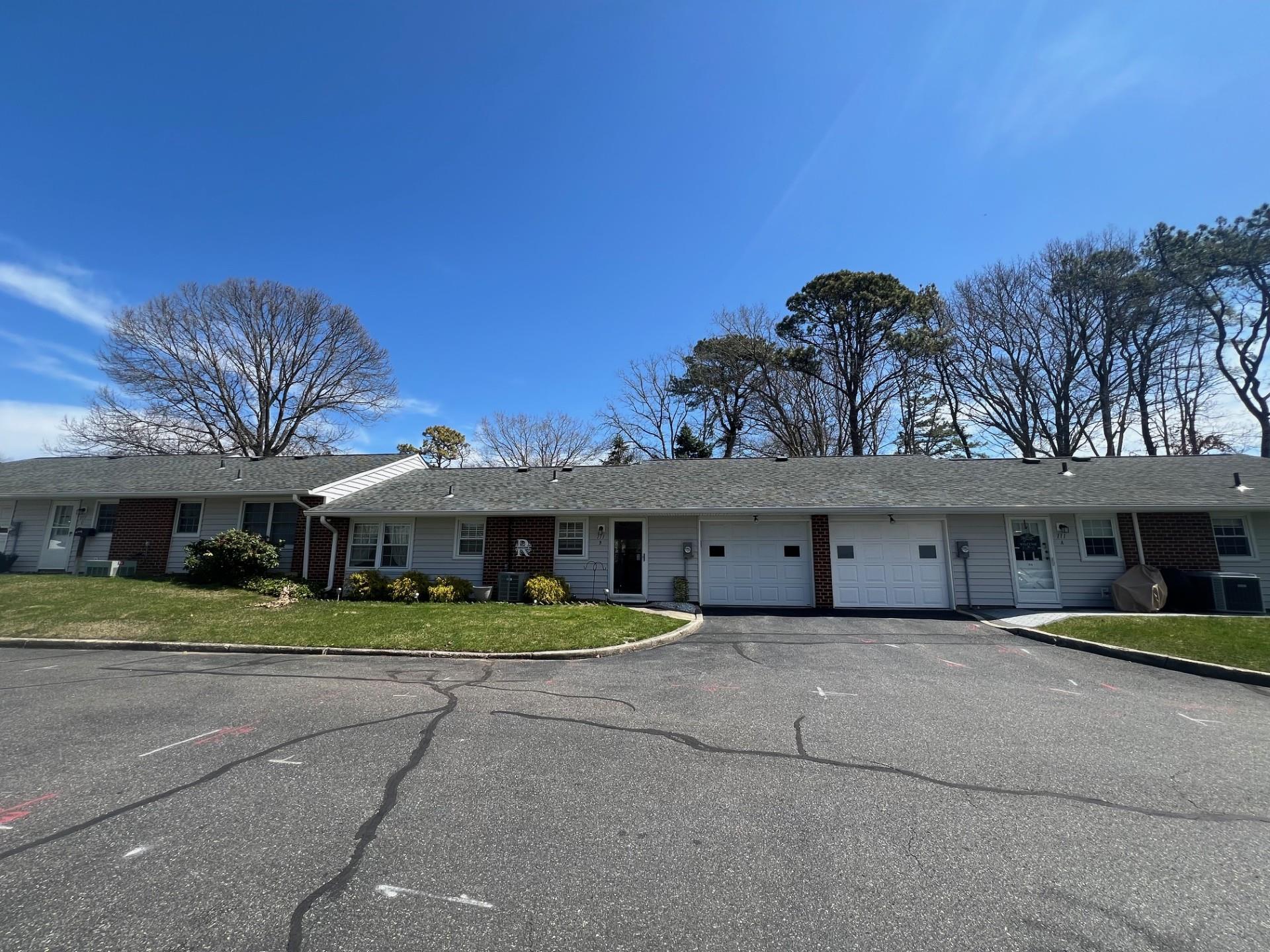 111B Exmore Court #B, Ridge, New York image 14