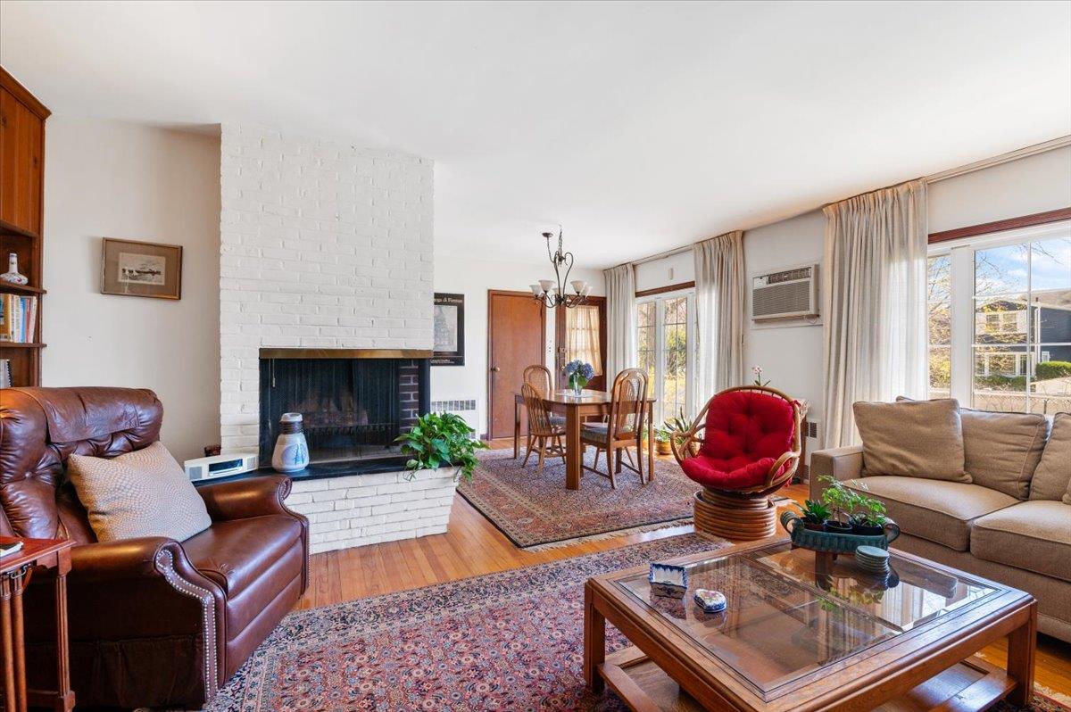 808 De Mott Ave, Baldwin, New York image 4