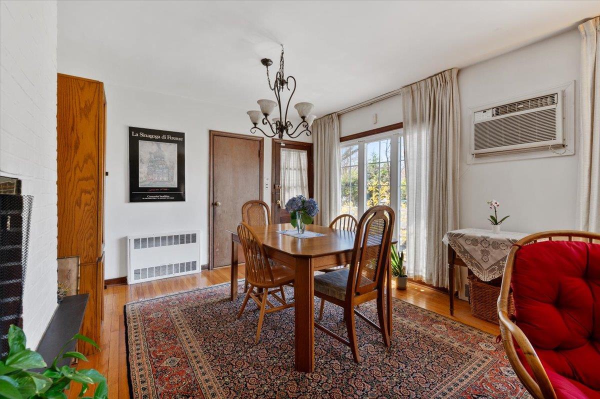 808 De Mott Ave, Baldwin, New York image 5
