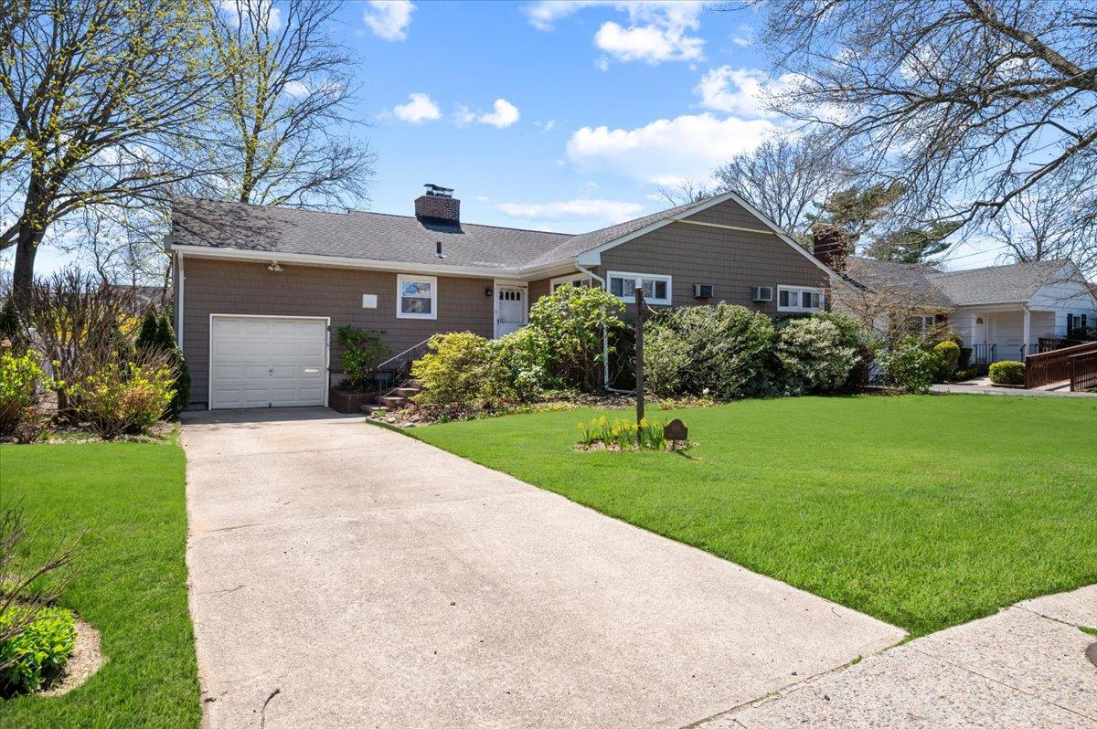 808 De Mott Ave, Baldwin, New York image 1