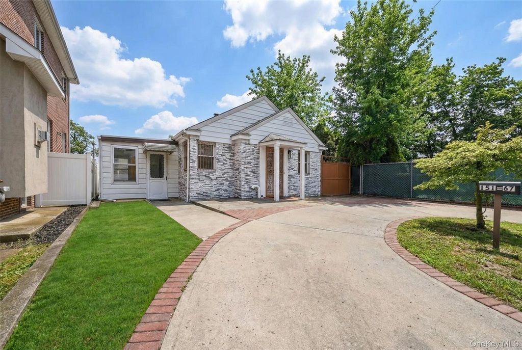 Photo of 151-67 27th Avenue, Flushing, NY 11354 (MLS # 968241)