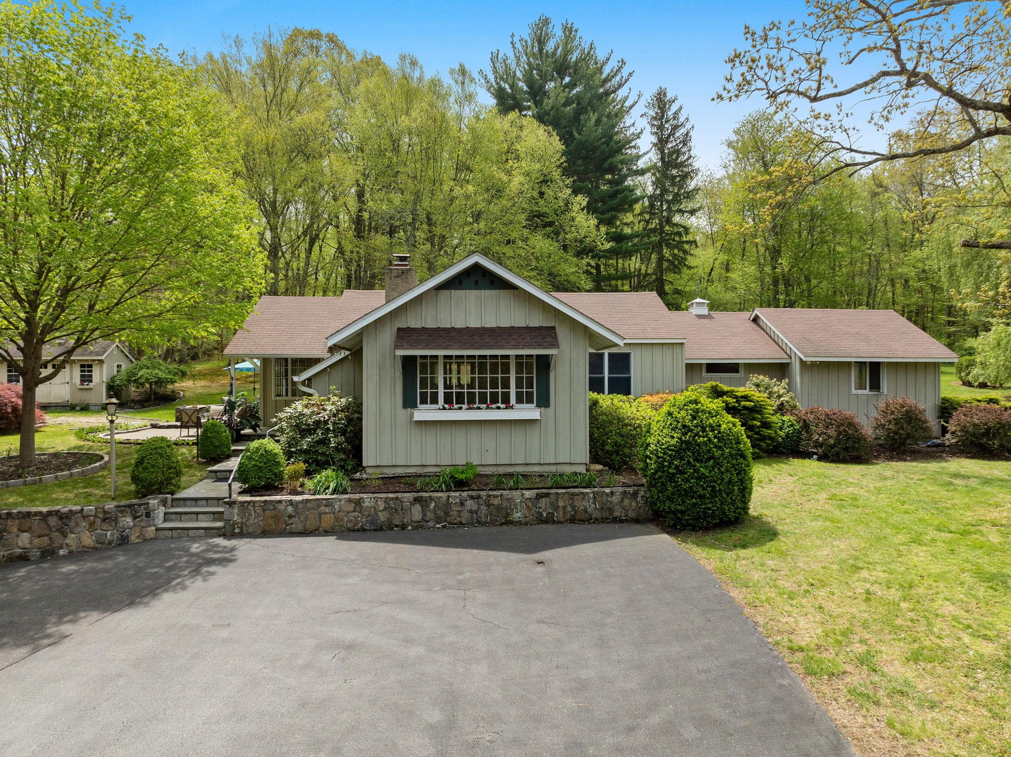 22 Van Rensselaer Road, Katonah, New York image 33