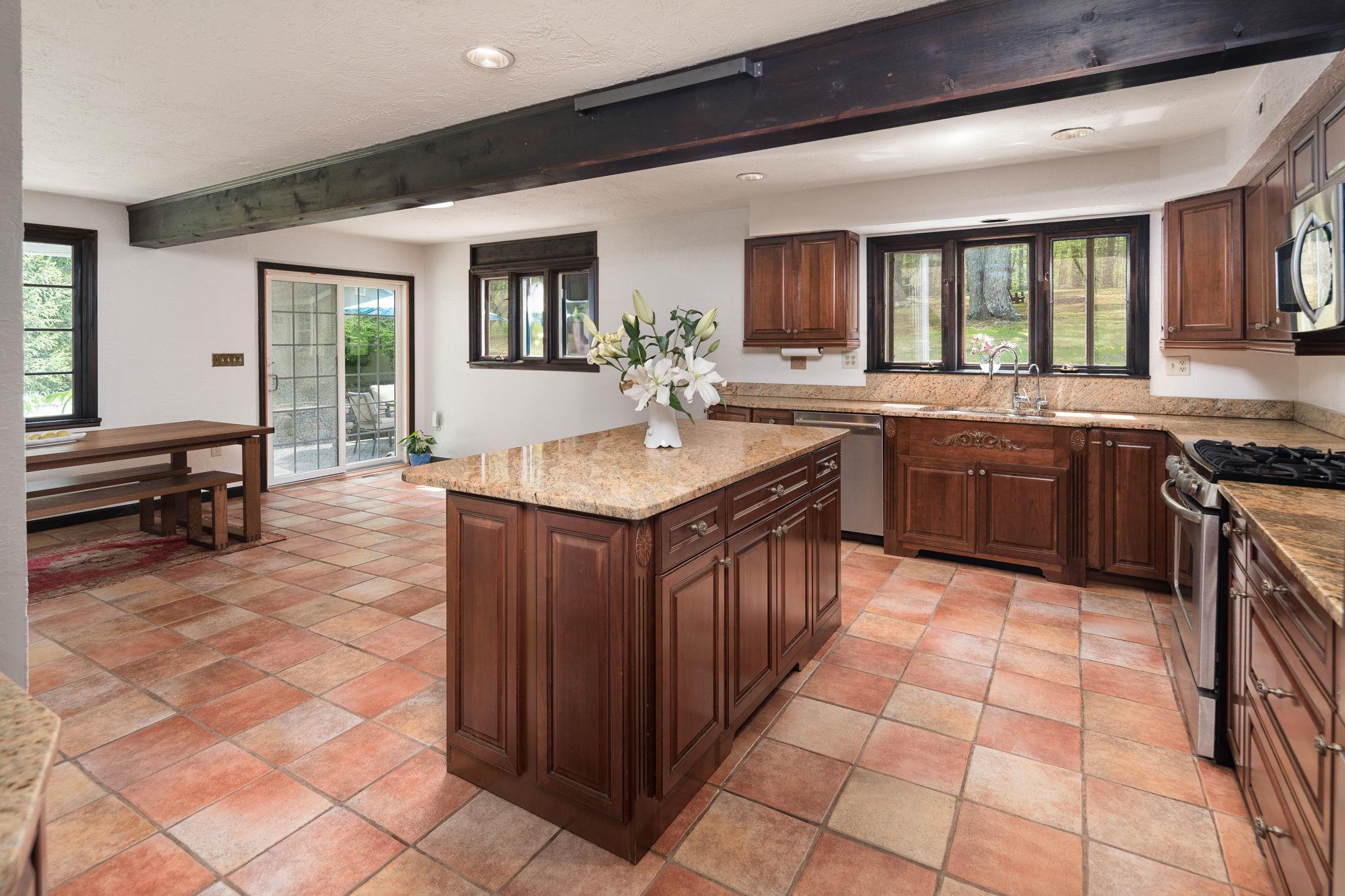 22 Van Rensselaer Road, Katonah, New York image 11
