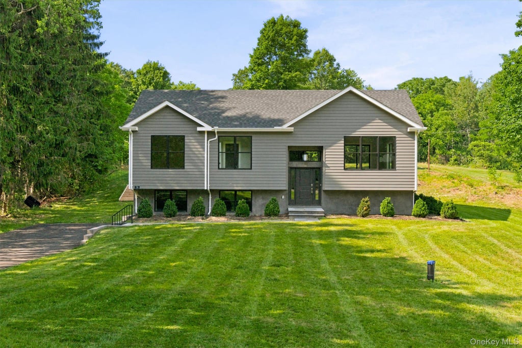 Photo of 76 Reservoir Road, Marlboro, NY 12542 (MLS # 1020985)