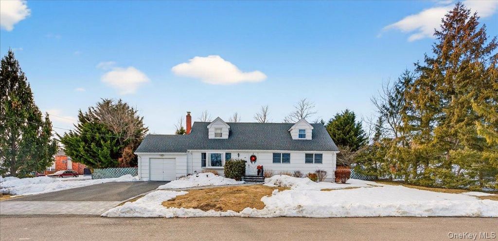 Photo of 52 Central Avenue, Patchogue, NY 11772 (MLS # 968921)