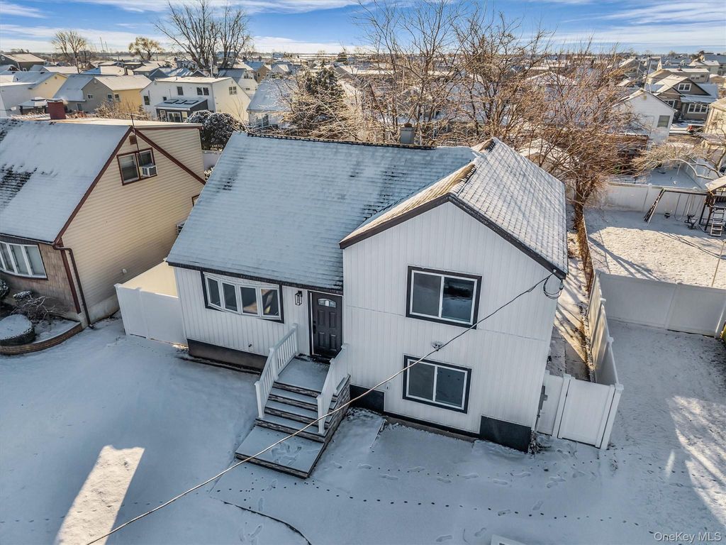 Photo of 39 Layton Street, Freeport, NY 11520 (MLS # 953927)