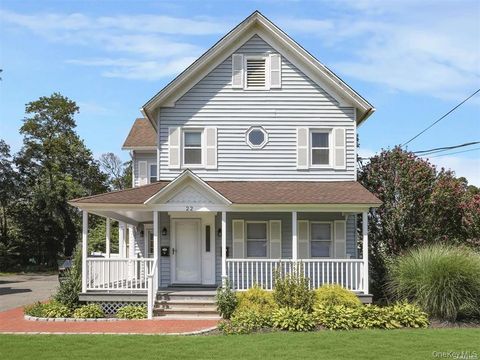 Apartment For Rent - 22 Jennings Avenue #B<br/> Patchogue, NY 11772