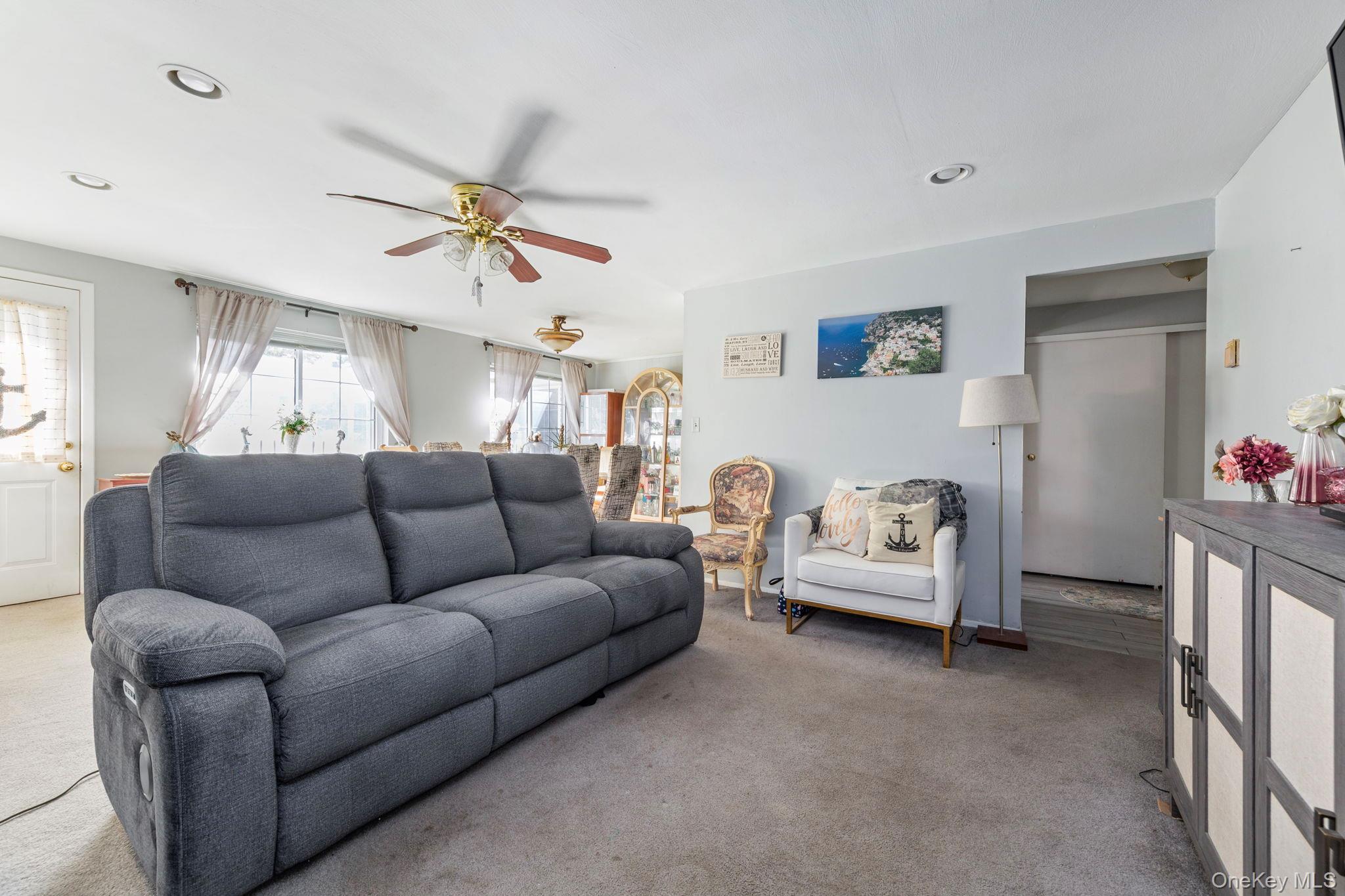 1233 Melville Road 54