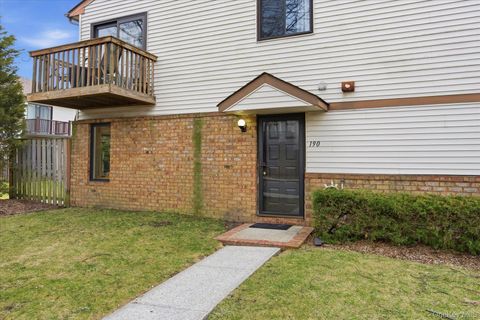 190 Poplar Court Wantagh NY 11793
