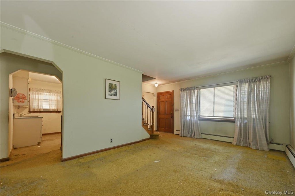 Photo of 27 Plymouth Avenue, Mineola, NY 11501 (MLS # 1029035)
