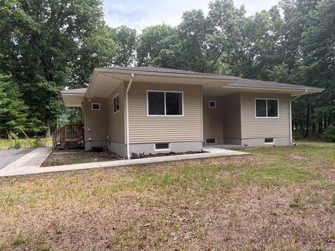 Homes For Sale - 68 Airport Road<br/> Orange County, Port Jervis, NY 12746