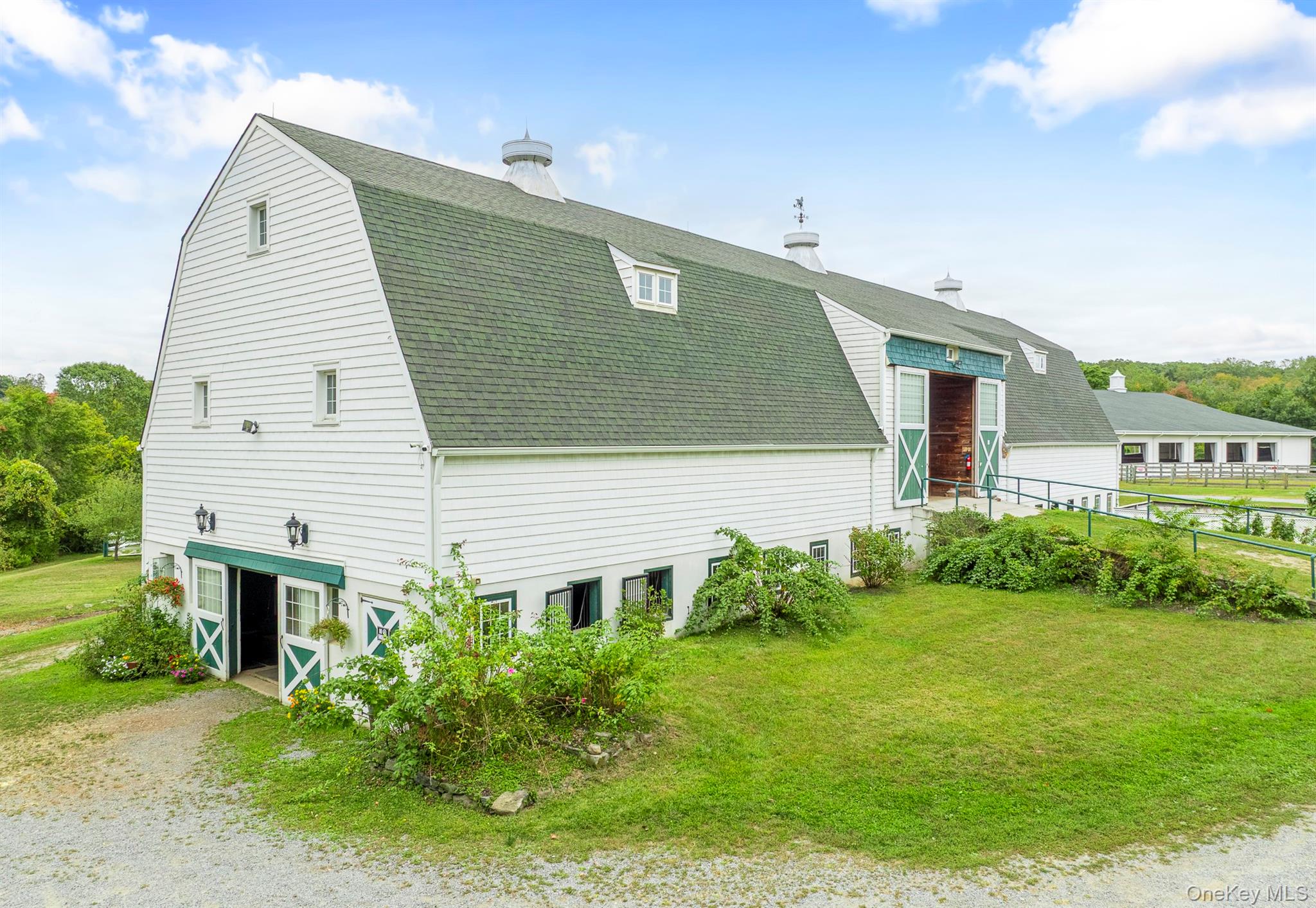 North Salem, New York 10560, United States, 6 Bedrooms Bedrooms, ,5 BathroomsBathrooms,Residential,Active,216625