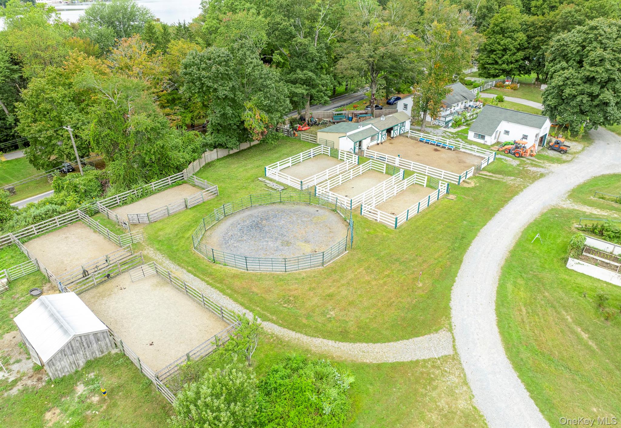 North Salem, New York 10560, United States, 6 Bedrooms Bedrooms, ,5 BathroomsBathrooms,Residential,Active,216625