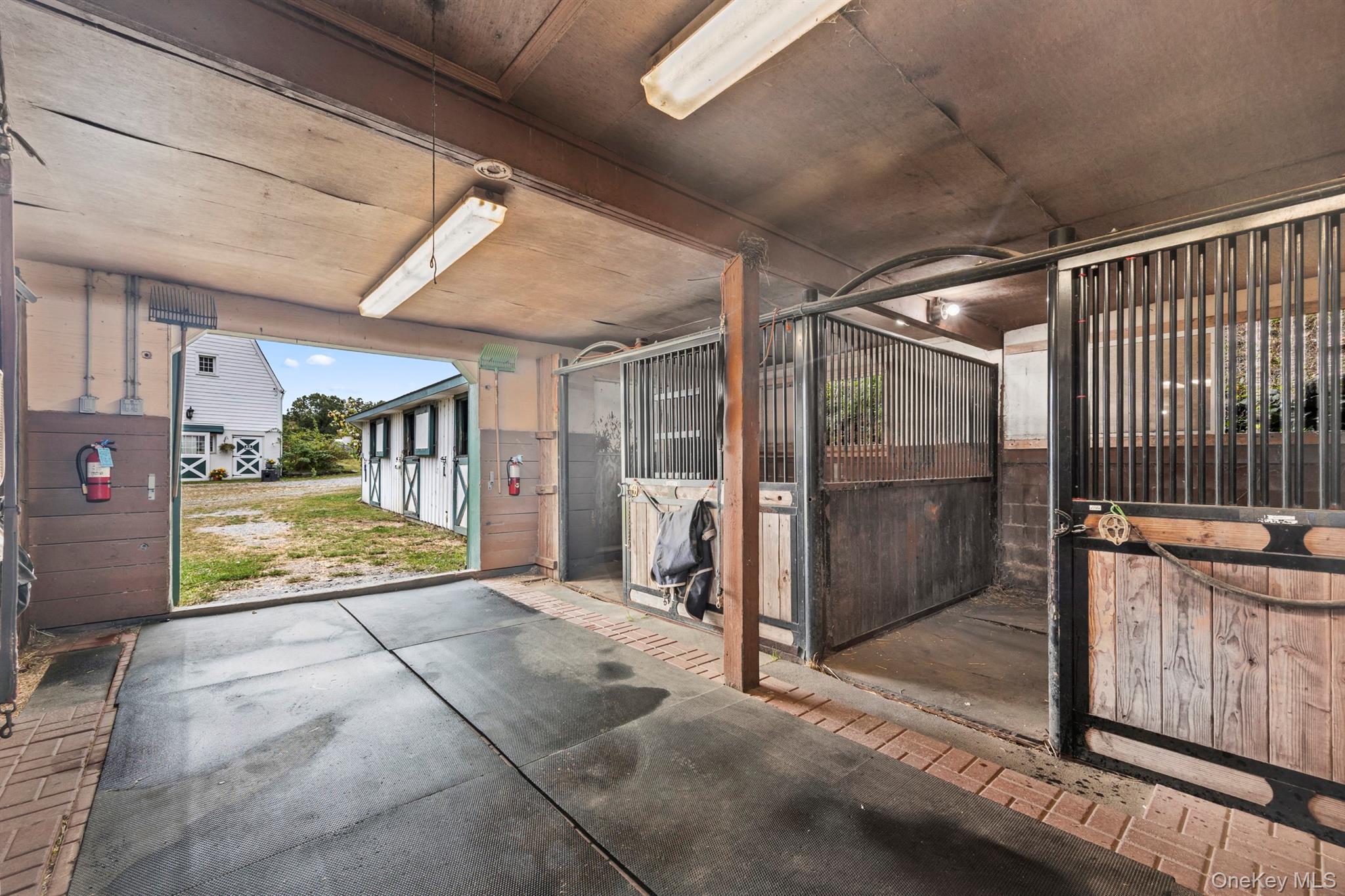 North Salem, New York 10560, United States, 6 Bedrooms Bedrooms, ,5 BathroomsBathrooms,Residential,Active,216625