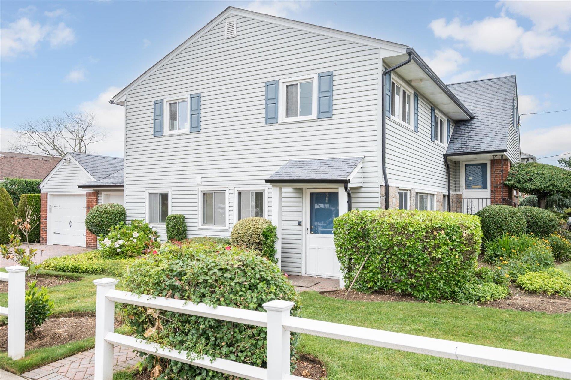 1901 New Hyde Park Road