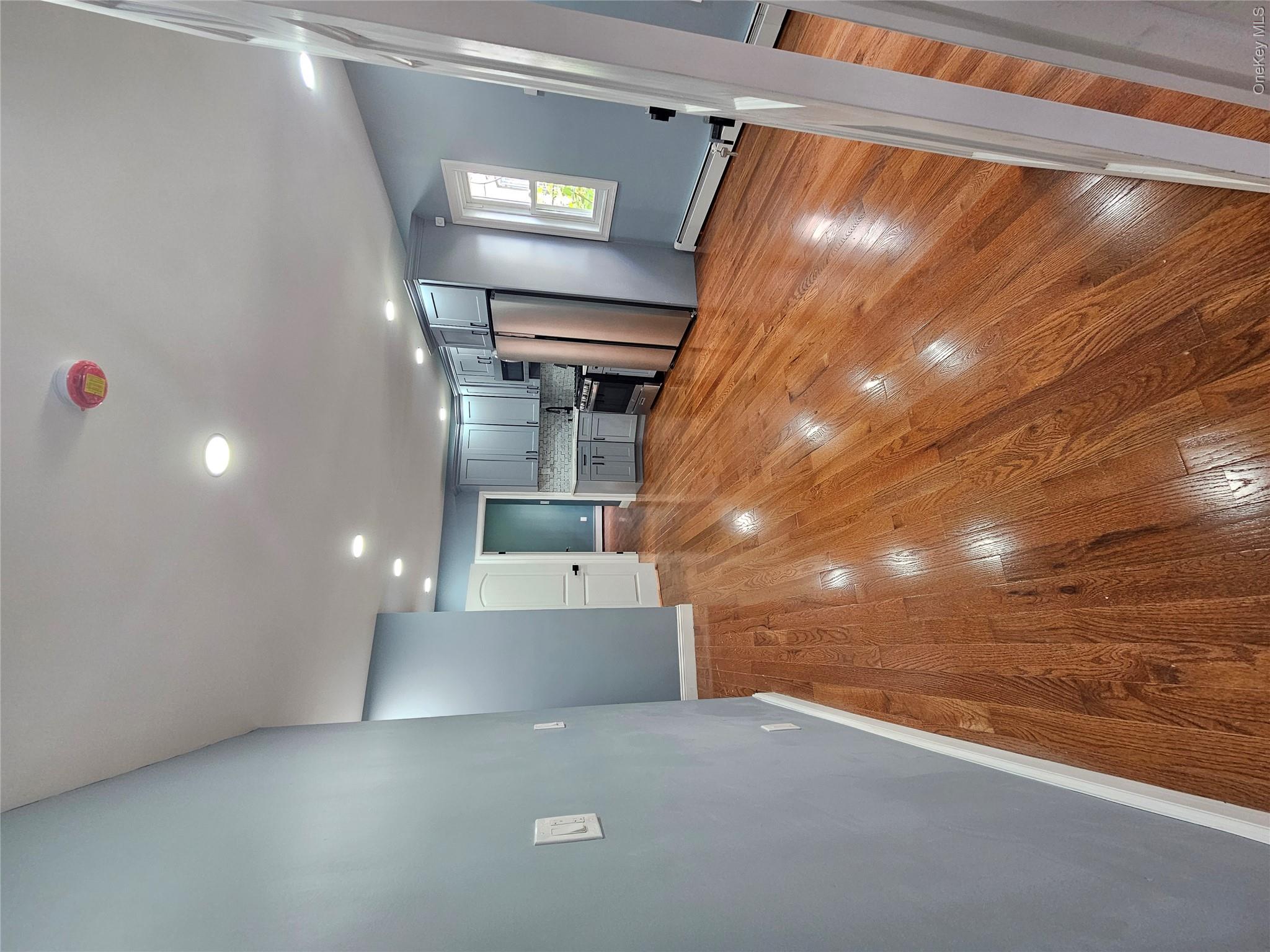 2 Jardine Place
