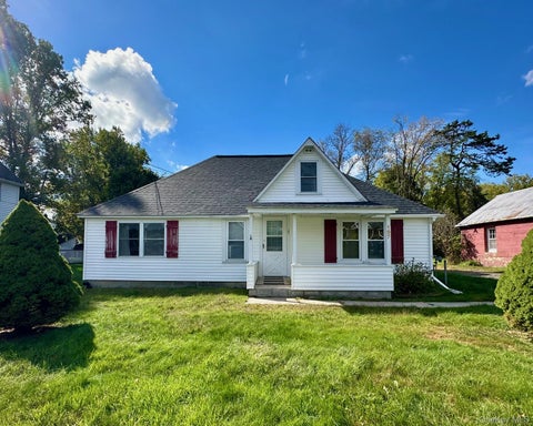 Homes For Rent - 107 County Route 22<br/> Johnson, NY 10933