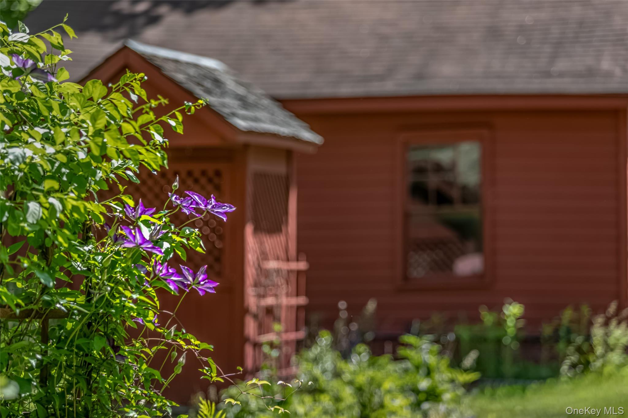 1282 Old Post Road