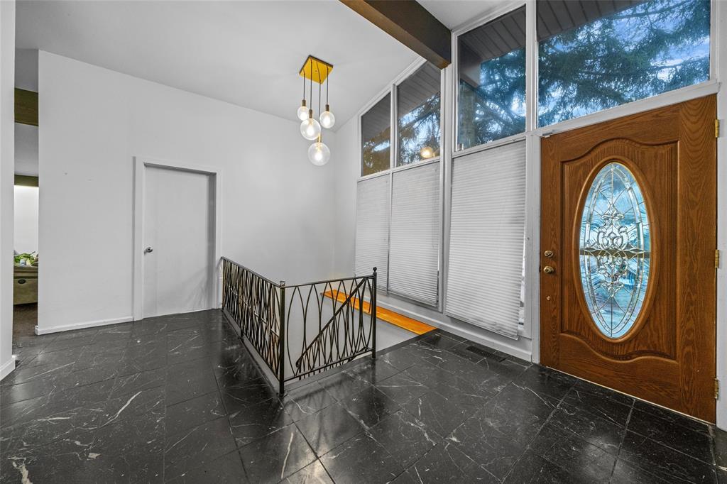 15 Gerardine Place