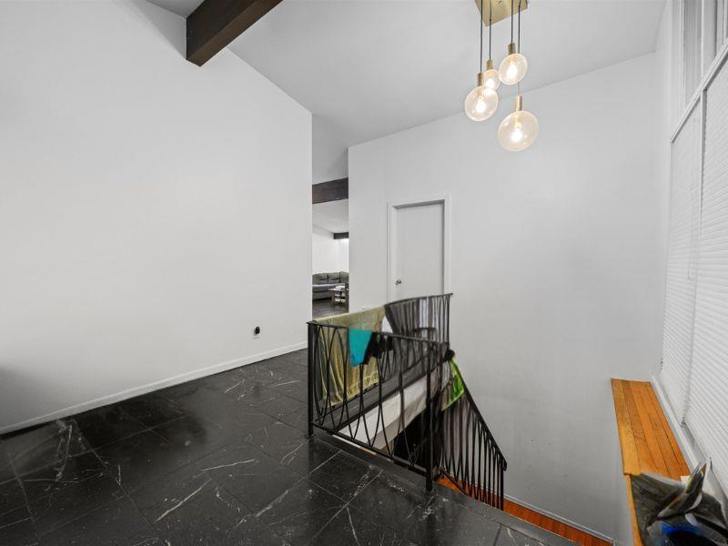 15 Gerardine Place