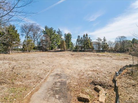 Vacant Land For Sale - 100 High Point Road<br/> Scarsdale, NY 10583