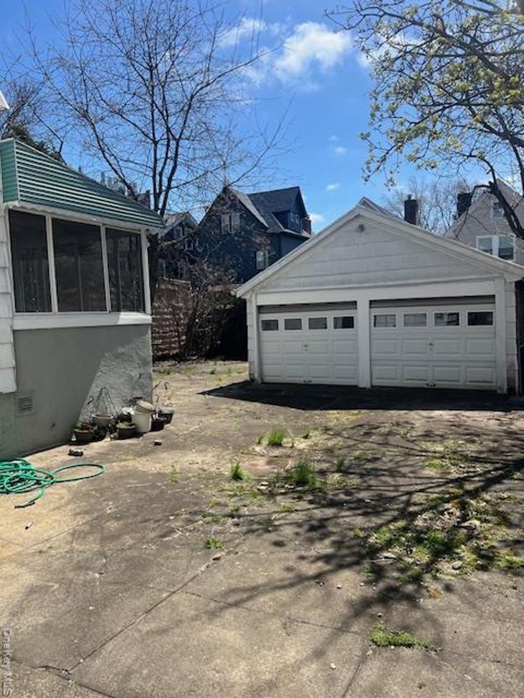 Photo of 9432 86 Avenue, Woodhaven, NY 11421 (MLS # 983303)