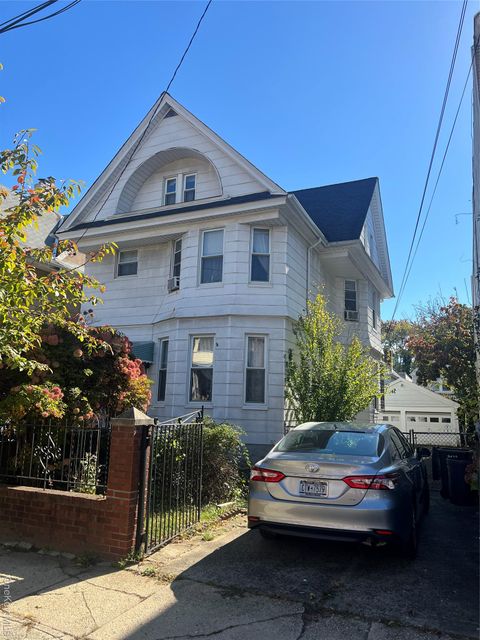 Homes For Sale - 9432 86 Avenue<br/> Woodhaven, NY 11421