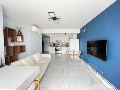 Homes For Sale - 132-16 Maple Avenue #5A<br/> Flushing, NY 11355