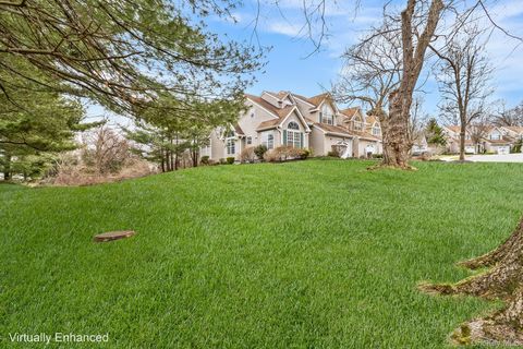 Homes For Sale - 1 Northridge Circle<br/> Huntington, NY 11743