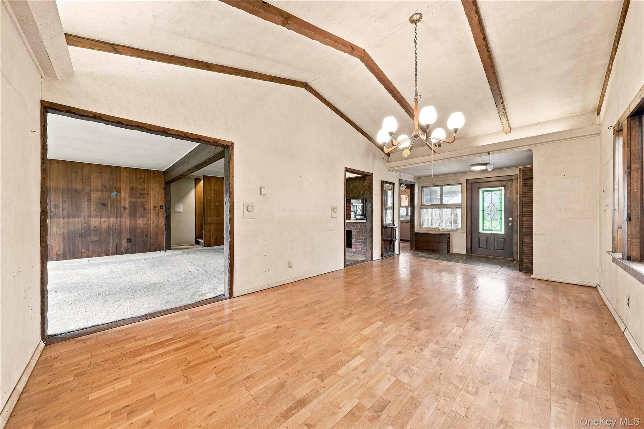 75 Weaving Lane