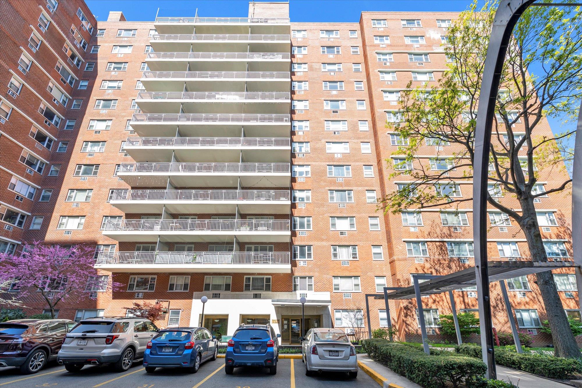 52-30 39 Drive #5U, Woodside, New York image 14