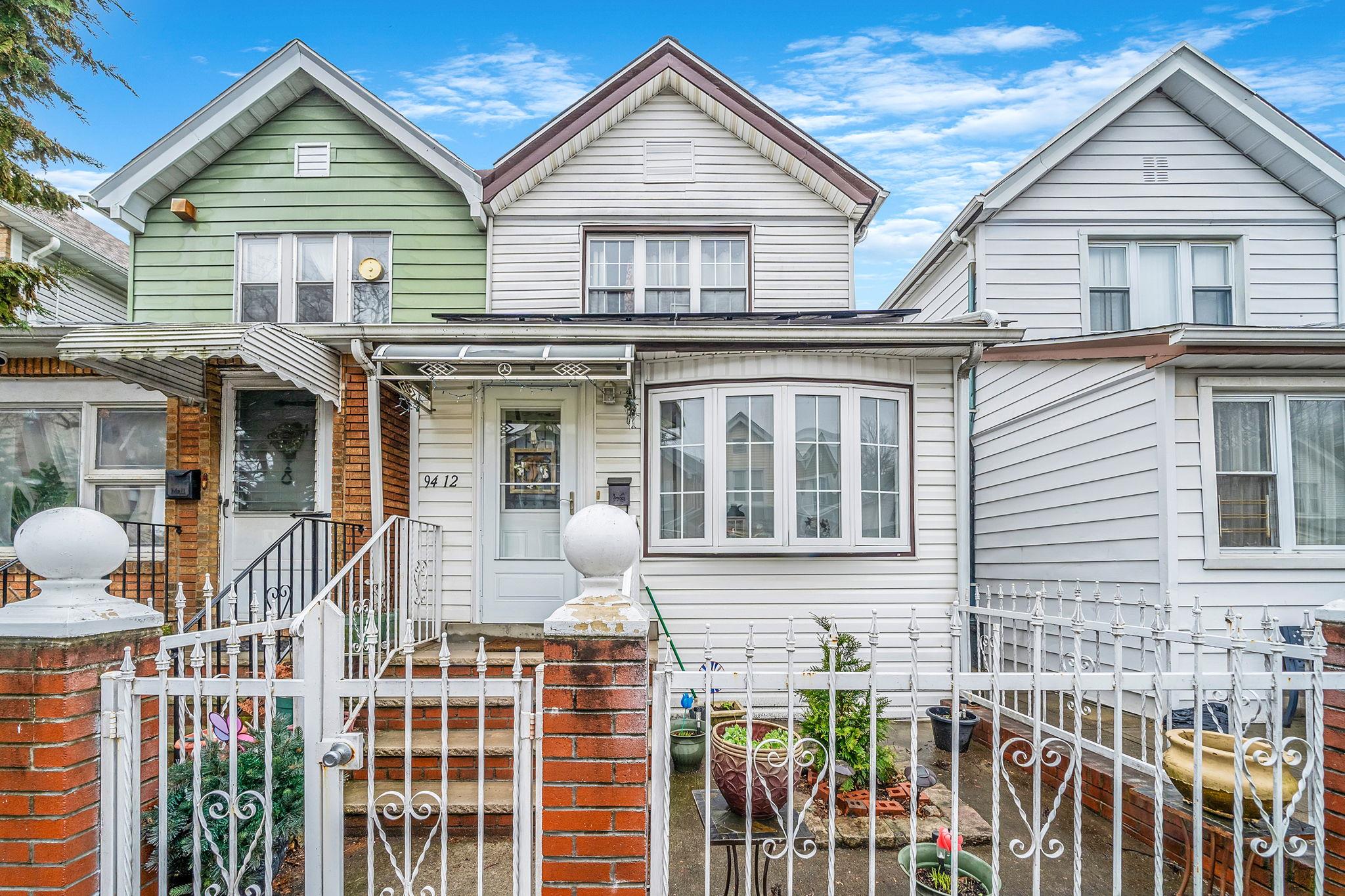 Property for Sale at 82nd Place, Ozone Park, Queens, NY - Bedrooms: 3 
Bathrooms: 3 
Rooms: 9  - $769,999