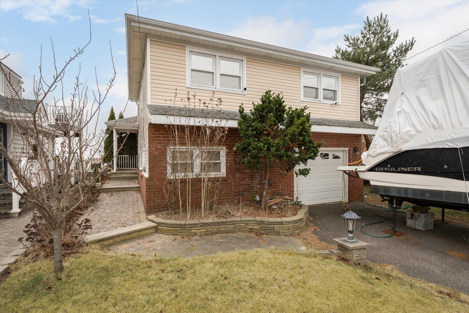 73 E Beach Promenade, Lindenhurst, New York image 7