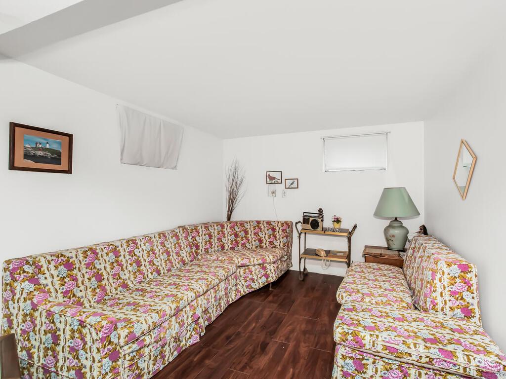 351 S 6th Avenue, Mount Vernon, New York image 17