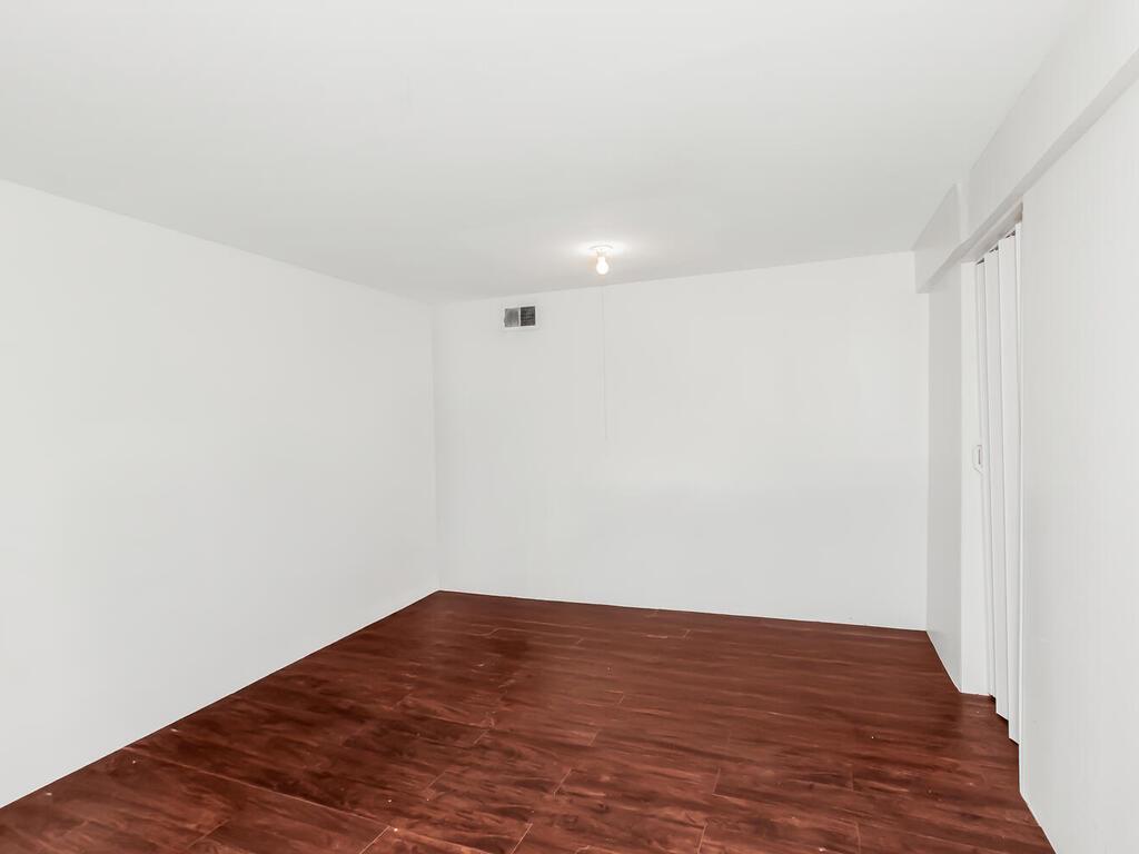 351 S 6th Avenue, Mount Vernon, New York image 19