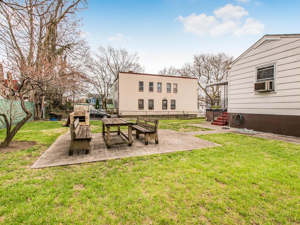 351 S 6th Avenue, Mount Vernon, New York image 25