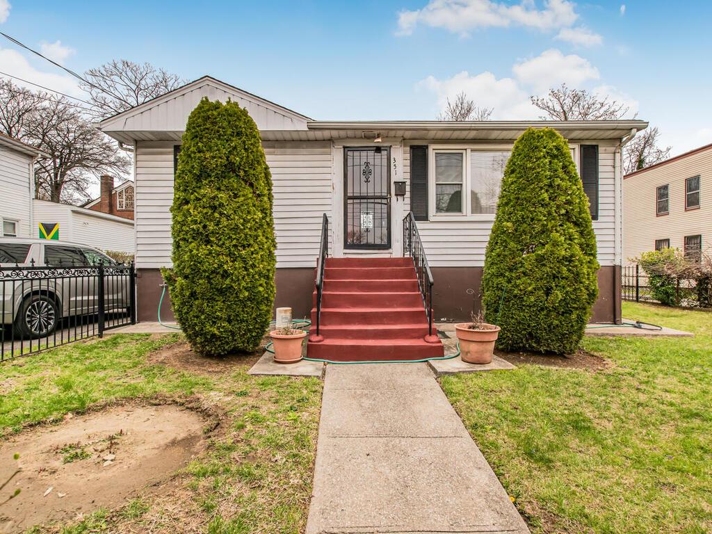 351 S 6th Avenue, Mount Vernon, New York image 22