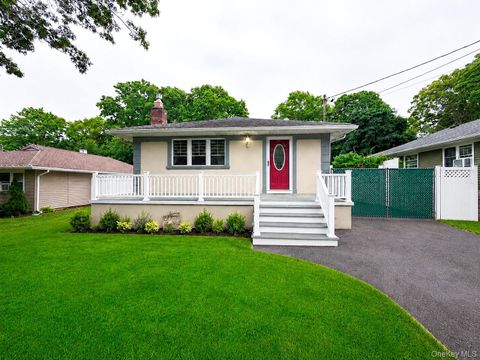 Homes For Sale - 138 River Road<br/> Shirley, NY 11967